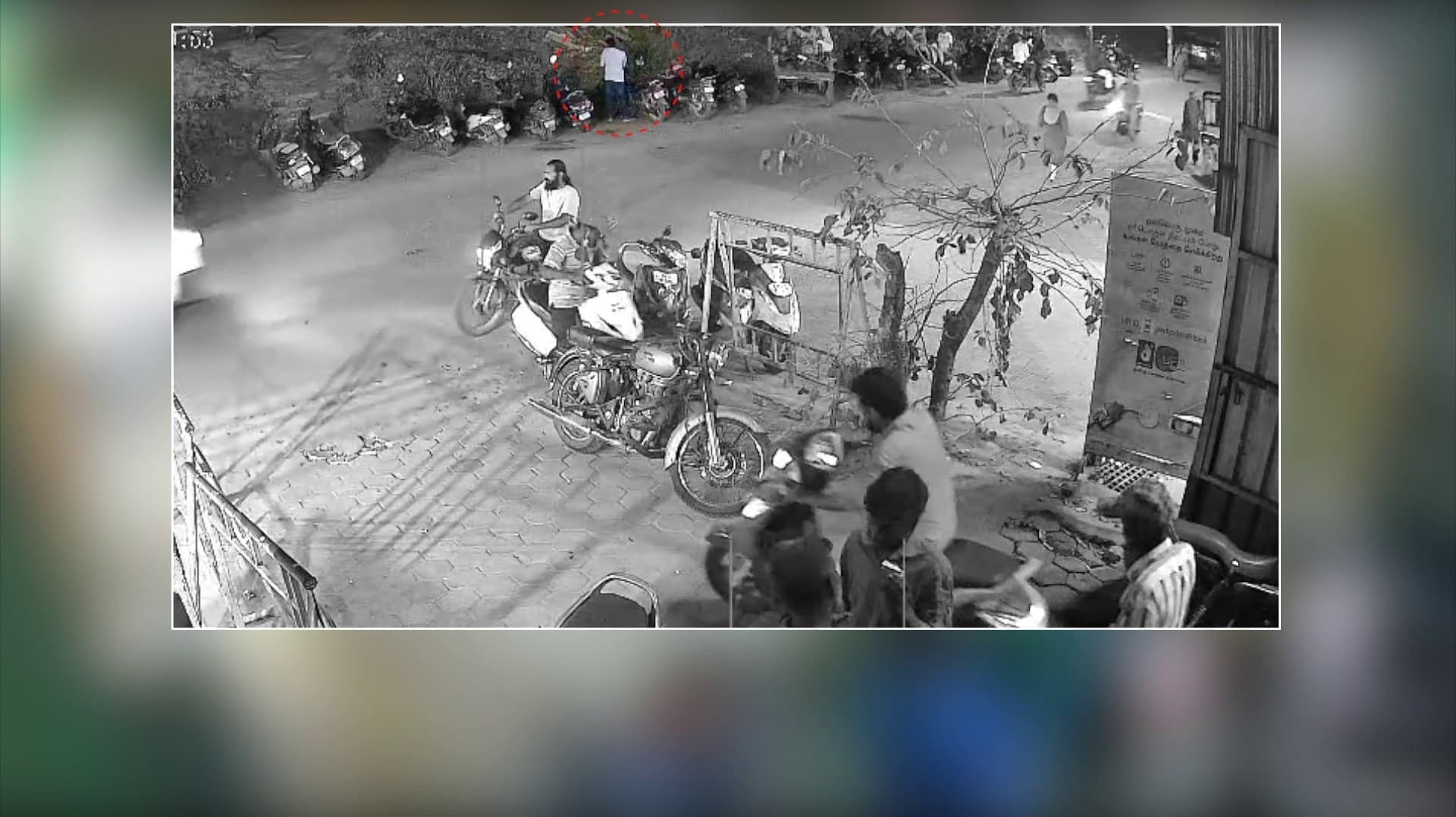 மாமனார் வீட்டில் சீதனமாக பெற்ற புதிய பைக் திருட்டு - போலீசார் விசாரணை