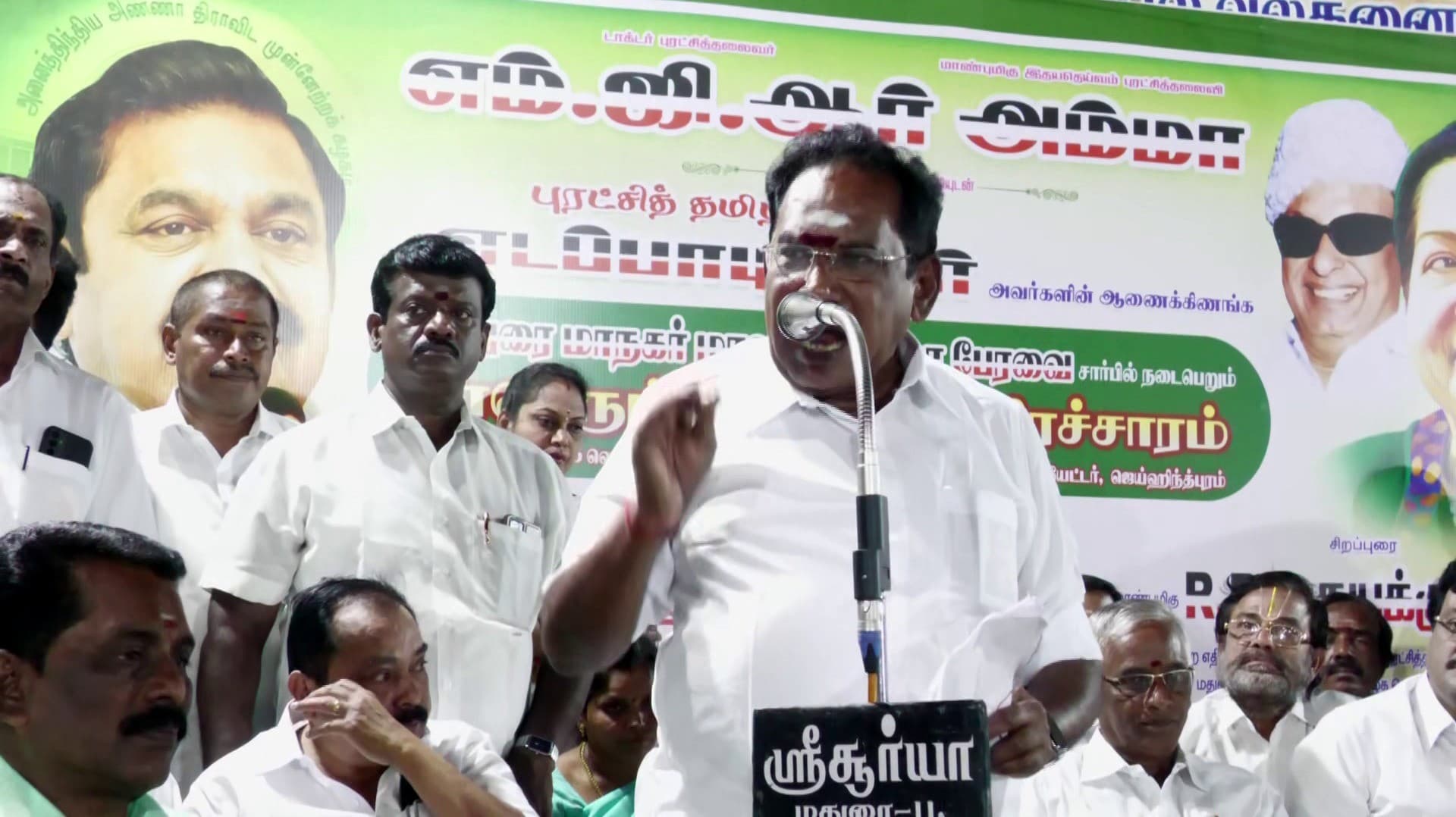 "மும்மூர்த்திகள் வந்தால் கூட அதிமுகவை வீழ்த்த முடியாது" - செல்லூர் ராஜு
