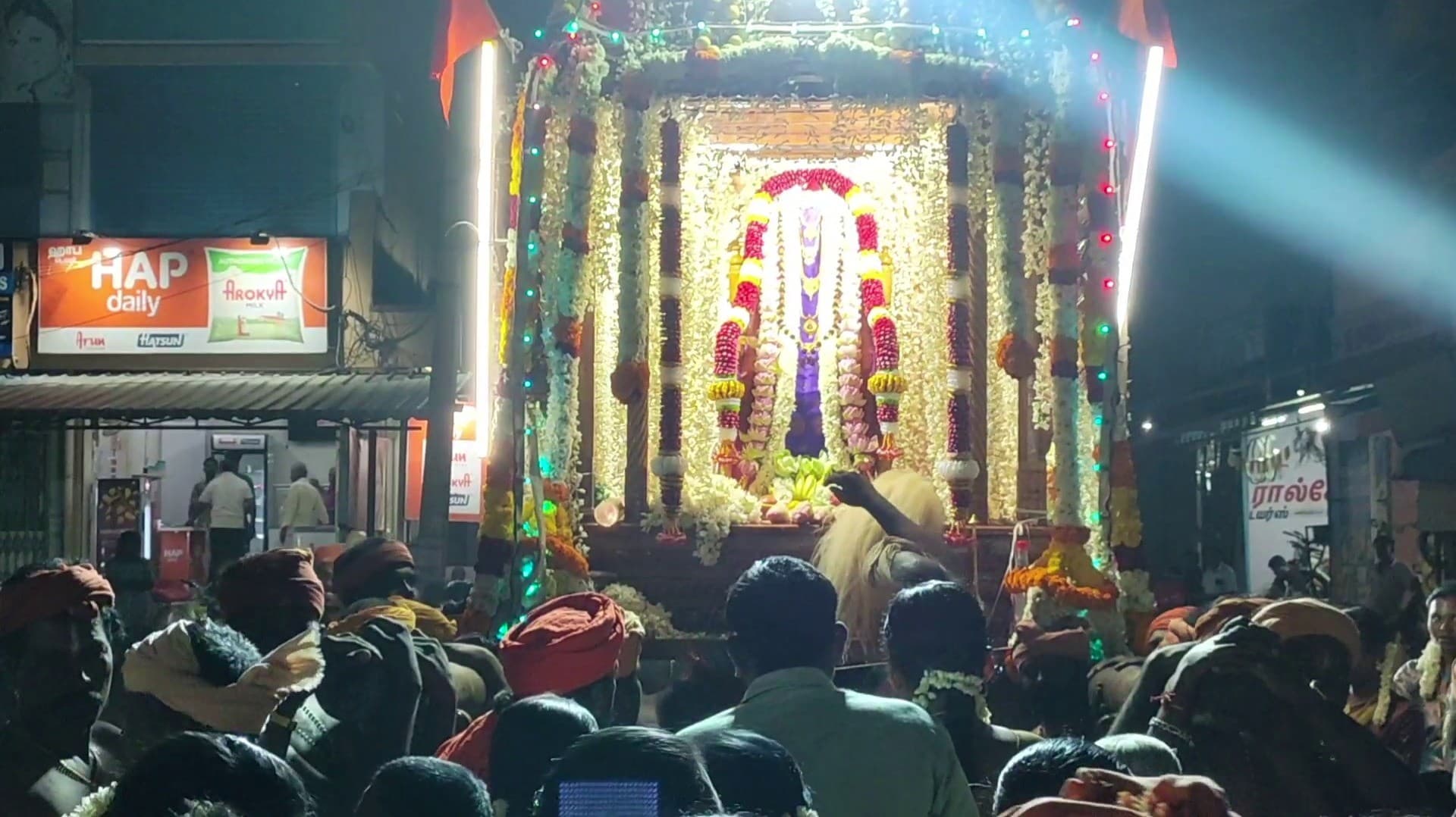 அய்யா வைகுண்டர் வளர்பதியில் மாசித் திருவிழா..! வீதி உலா வந்த அய்யாவை தரிசித்த பக்தர்கள்..