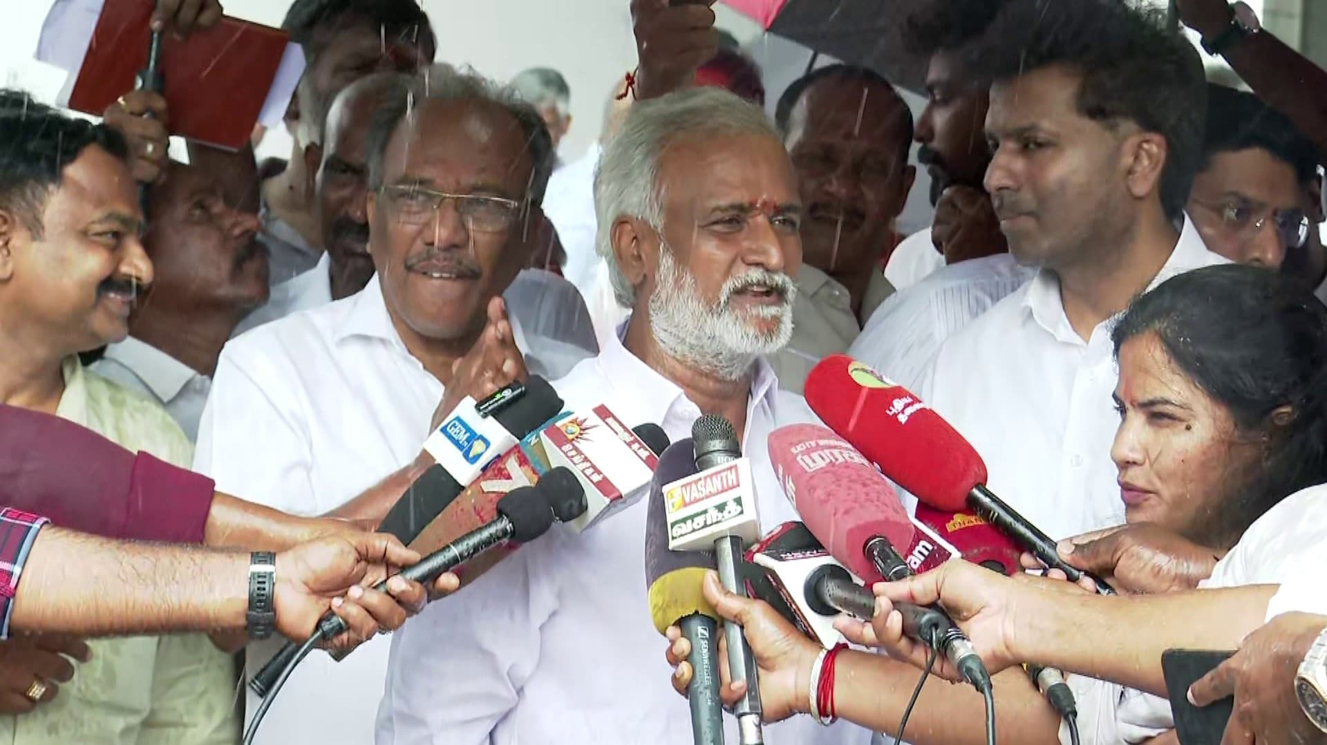 சென்னையில் மாநகராட்சி சார்பில் பசு காப்பகங்கள் - அமைச்சர் சேகர் பாபு