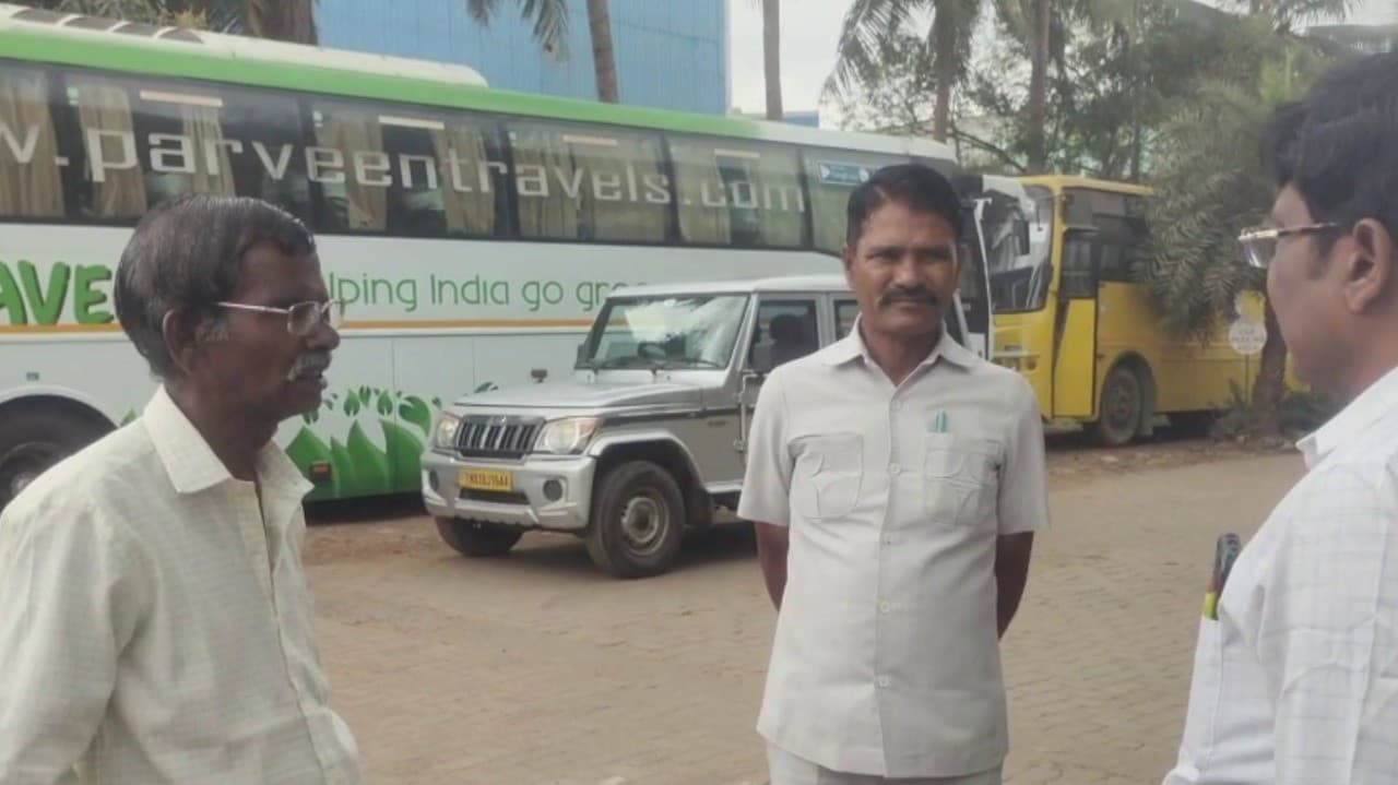 ஊராட்சிக்கு ரூ.6 லட்சம் வரி பாக்கி.. பர்வீன் டிராவல்ஸ் நிறுவனத்தின் பணிமனைக்கு சீல் வைத்து அதிகாரிகள் அதிரடி