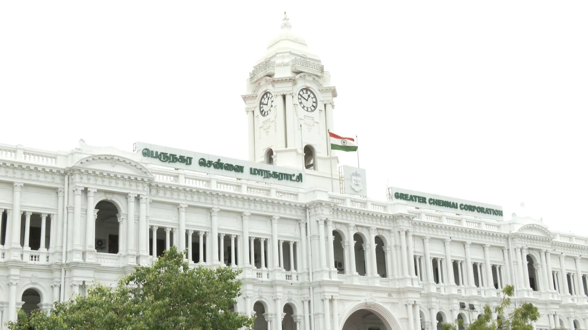 சென்னையில் தமிழில் பெயர்ப்பலகை இல்லாத கடைகள் மாநகராட்சி சார்பில் நோட்டீஸ்