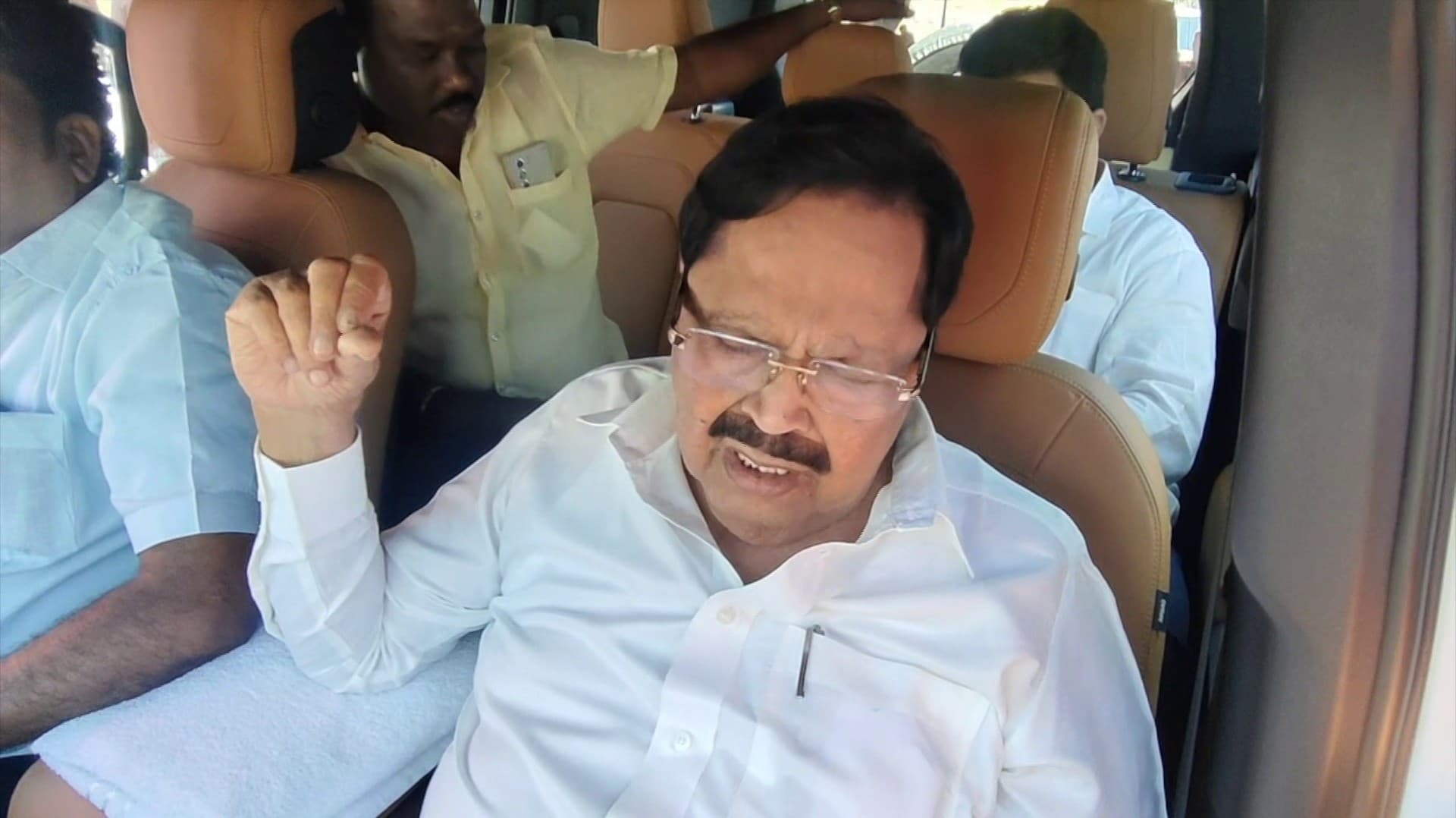 "நீர்நிலைகள் சரியாகப் பராமரிக்கப்படவில்லை என நீதிமன்றம் சொல்வது சரிதான்" - அமைச்சர் துரைமுருகன்