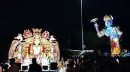 வெகு விமர்சையாக கொண்டாடபட்ட காளியம்மன் கோவில் பூச்சொரிதல் விழா