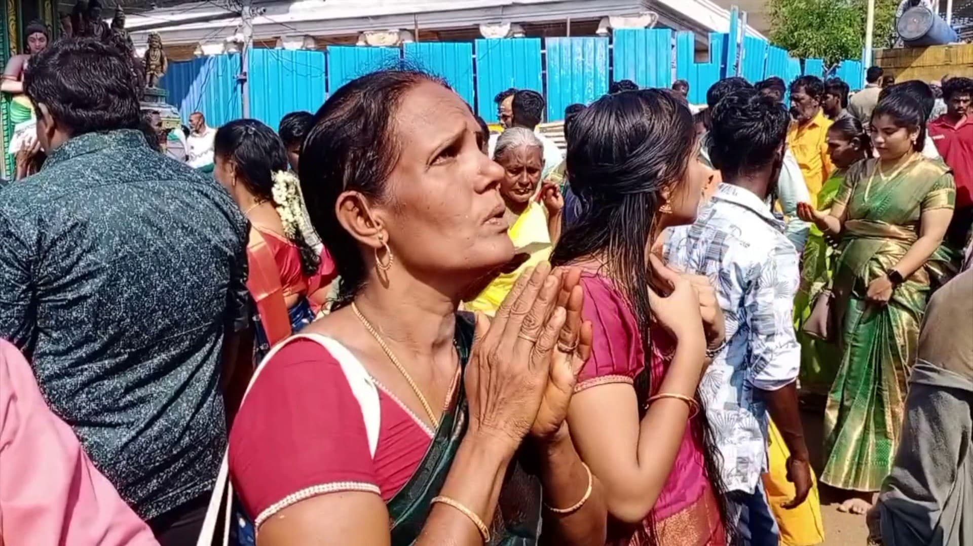திருச்செந்தூர் முருகன் கோயிலில் பங்குனி உத்திரத்தையொட்டி குவிந்த பக்தர்கள்