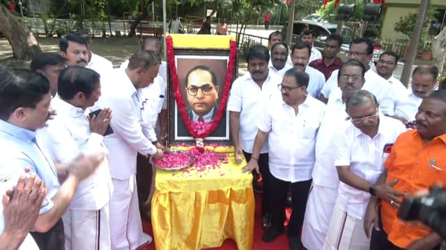 டி ஆர் பாலு தலைமையில் அண்ணா அறிவாலயத்தில் அம்பேத்கர் பிறந்த நாள் கொண்டாட்டம்..