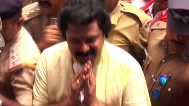 கொடநாடு வழக்கில் சயானிடம் மீண்டும் விசாரணை நடத்த சிபிசிஐடி முடிவு..! சம்மன் அனுப்பியும் விசாரணைக்கு ஆஜராகாத சயான் - ஏப்.24ல் ஆஜராக உத்தரவு.!