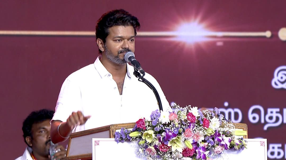 பழைய கதைகளை சொல்லி அரசியல் செய்ய நான் வரவில்லை - த.வெ.க தலைவர் விஜய் பேச்சு