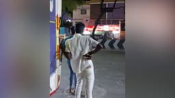 ஆம்னி பேருந்தை மதுபோதையில் இயக்கிய ஓட்டுநர் - மடக்கிப் பிடித்த பயணிகள்..