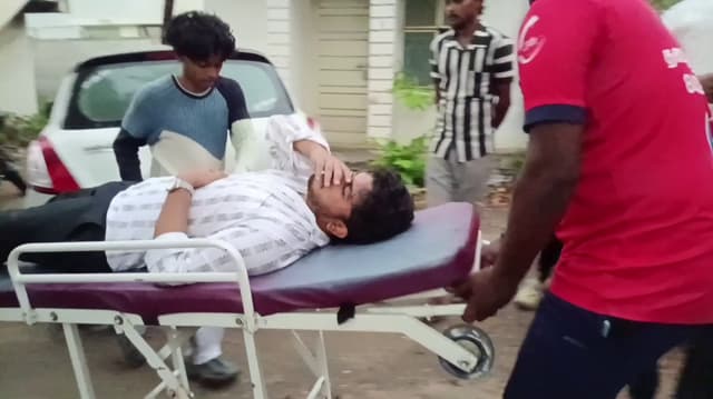 பொள்ளாச்சியில் காரில் கடத்தப்பட்ட ஆனைமலை பேரூராட்சி திமுக துணைத் தலைவரின் மகன் மீட்பு