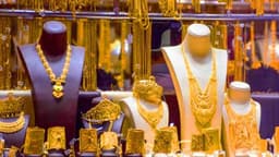 சென்னையில் ஆபரணத் தங்கத்தின் விலை சவரனுக்கு ரூ.880 உயர்வு