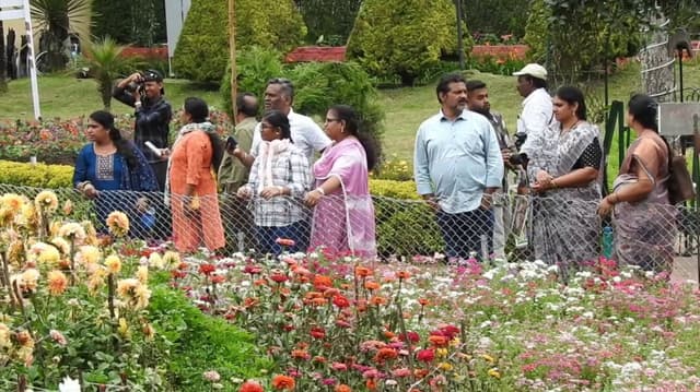 கொடைக்கானலில் நாளை துவங்குகிறது மலர் கண்காட்சி