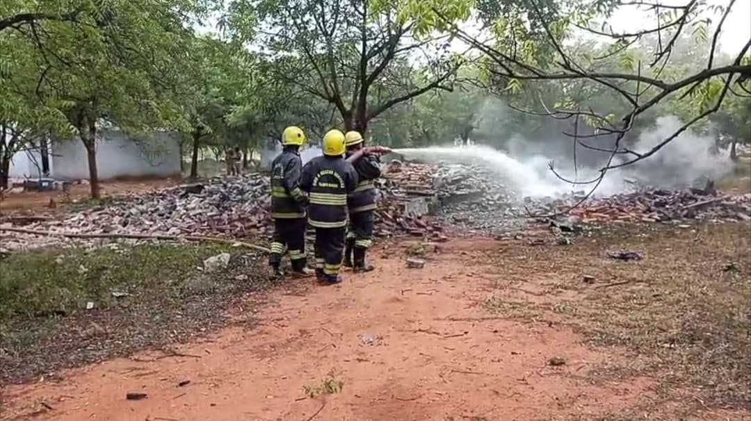 பட்டாசு ஆலையில் பயங்கர வெடி விபத்து - அறை தரைமட்டம்