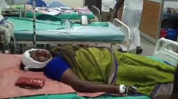 தூத்துக்குடி அருகே குடும்பச் சண்டையில் பெண்ணுக்குத் தலையில் அரிவாள் வெட்டு.. தப்பியோடிய நபருக்கு போலீசார் வலைவீச்சு