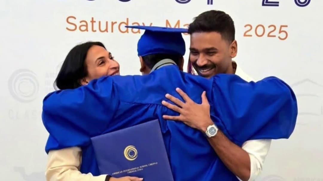 மகன் யாத்ராவின் பட்டமளிப்பு நிகழ்ச்சியில் தனுஷ்- ஐஸ்வர்யா