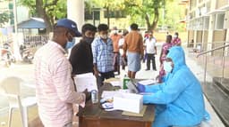 சென்னையில் கொரோனா தொற்றால் வீட்டிலேயே தனிமைப்படுத்தப்பட்டுள்ள 9 வயது சிறுவன்