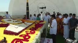 கலைஞர் கருணாநிதியின் 102-வது பிறந்த நாள் - முதலமைச்சர் மரியாதை