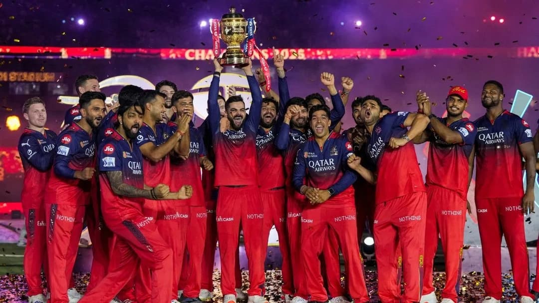 ஐபிஎல் கோப்பை கனவை 18-ஆவது சீசனில் நனவாக்கியது பெங்களூரு அணி