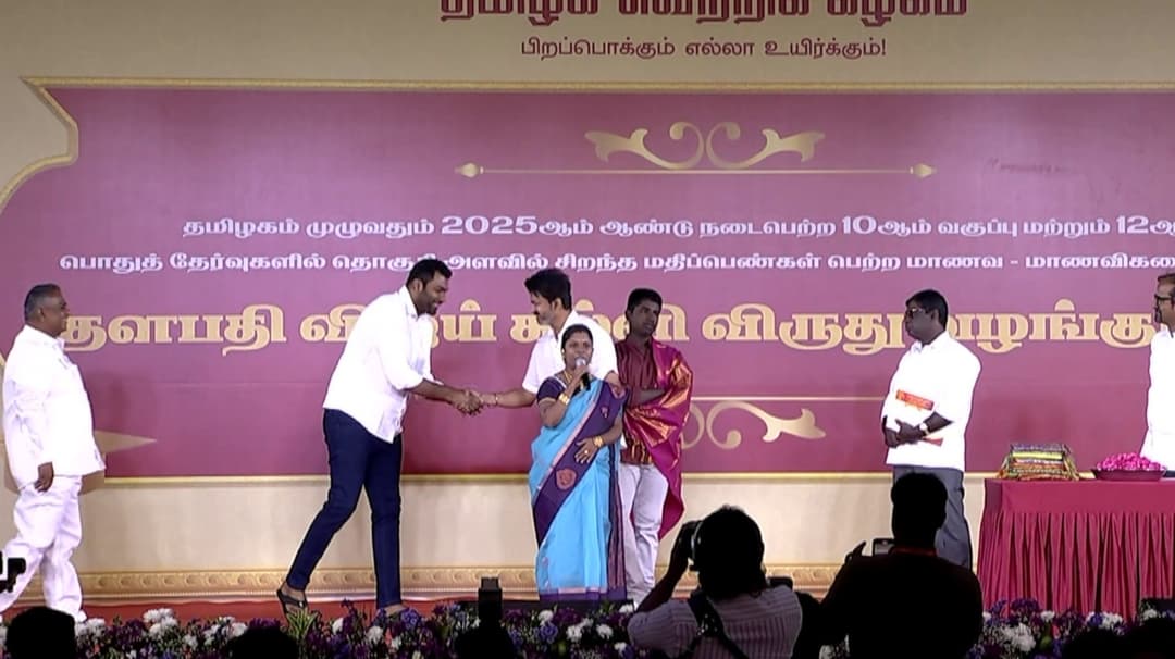 த.வெ.க. விழாவில் ஆதவ் அர்ஜூனாவுக்கு முக்கியத்துவம் குறைப்பு..?
