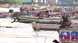 கொச்சின் கடல் பகுதியில் மூழ்கிய லைபீரியா நாட்டு கப்பல்..  கரை ஒதுங்கிய ப்ளாஸ்டிக் மூலக்கூறுகள்..