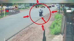 முன்னால் சென்ற காரை முந்த முயன்றபோது ஏற்பட்ட விபத்து.. லேசான காயத்துடன் உயிர் தப்பிய இளைஞர்கள்..