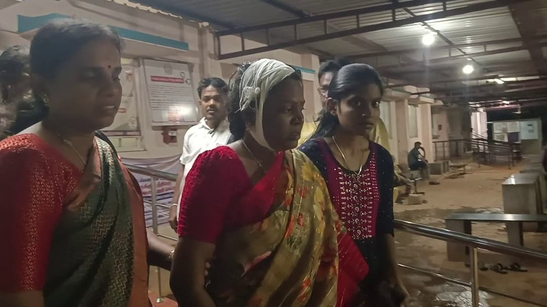 பெண் அலுவலக உதவியாளரை பூட்டால் அடித்து மண்டையை உடைத்த காவலாளியிடம் போலீஸ் விசாரணை