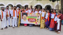 தமிழகம் முழுவதும் அர்ச்சனை மற்றும் உதவிகள் செய்து கொண்டாடப்பட்ட நடிகர் விஜயின் பிறந்தநாள்...