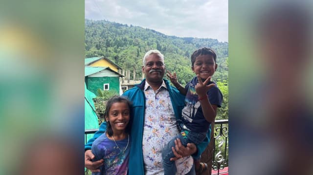 கொல்கத்தா தீ விபத்தில் பேரன், பேத்திகளோடு தீயில் சிக்கி உயிரிழந்த தாத்தா..