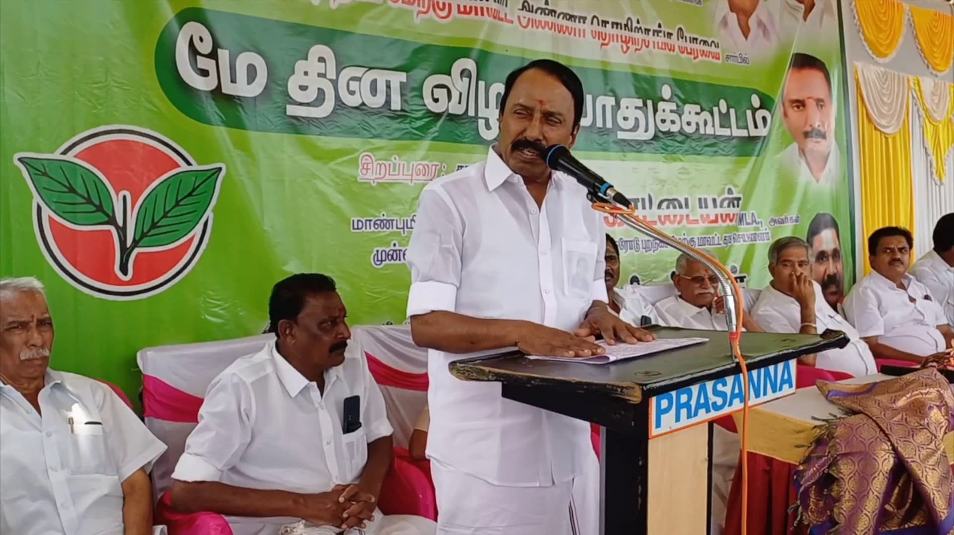 அதிமுகவில் தொண்டனாக இருந்து பணியாற்றவே விருப்பம் - செங்கோட்டையன்