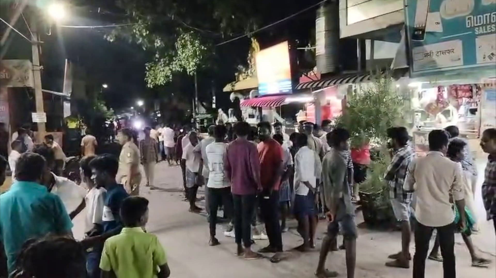 17 வயது ஆட்டோ ஓட்டுநர் அடித்துக் கொலை - கல்லூரி மாணவர்கள் 2 பேரிடம் விசாரணை