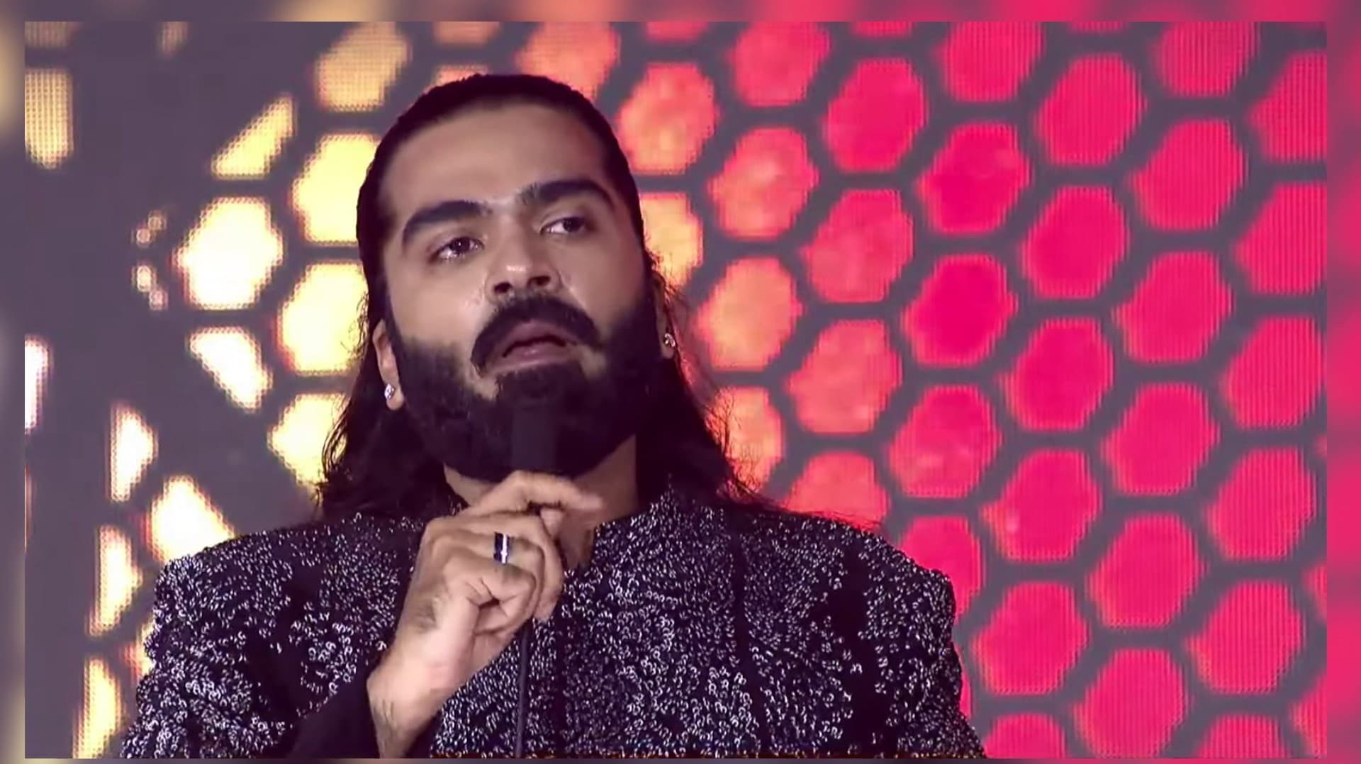 தக் லைஃப் படத்தின் ஆடியோ வெளியீட்டு விழாவில் கண்கலங்கிப் பேசிய சிலம்பரசன்