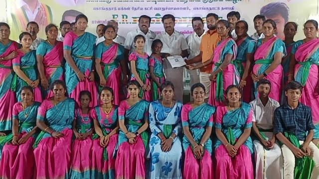 15,000 பெண்கள் ஒன்று சேர்ந்து ஆடிய  வள்ளி கும்மியாட்டாம்..  உலக சாதனை புத்தகத்தில் இடம்