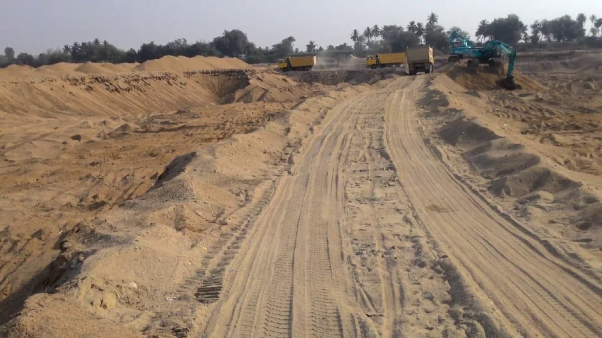 தாமிபரணி ஆற்றுப்படுகையில் மணல் கொள்ளை.. கொள்ளையை தடுக்காதது ஏன்?- நீதிபதி கேள்வி