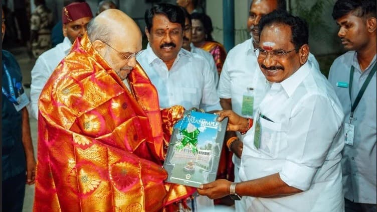 பாஜக நிர்வாகிகள் கூட்டத்தில் பங்கேற்க மதுரை வந்தார் மத்திய அமைச்சர் அமித் ஷா