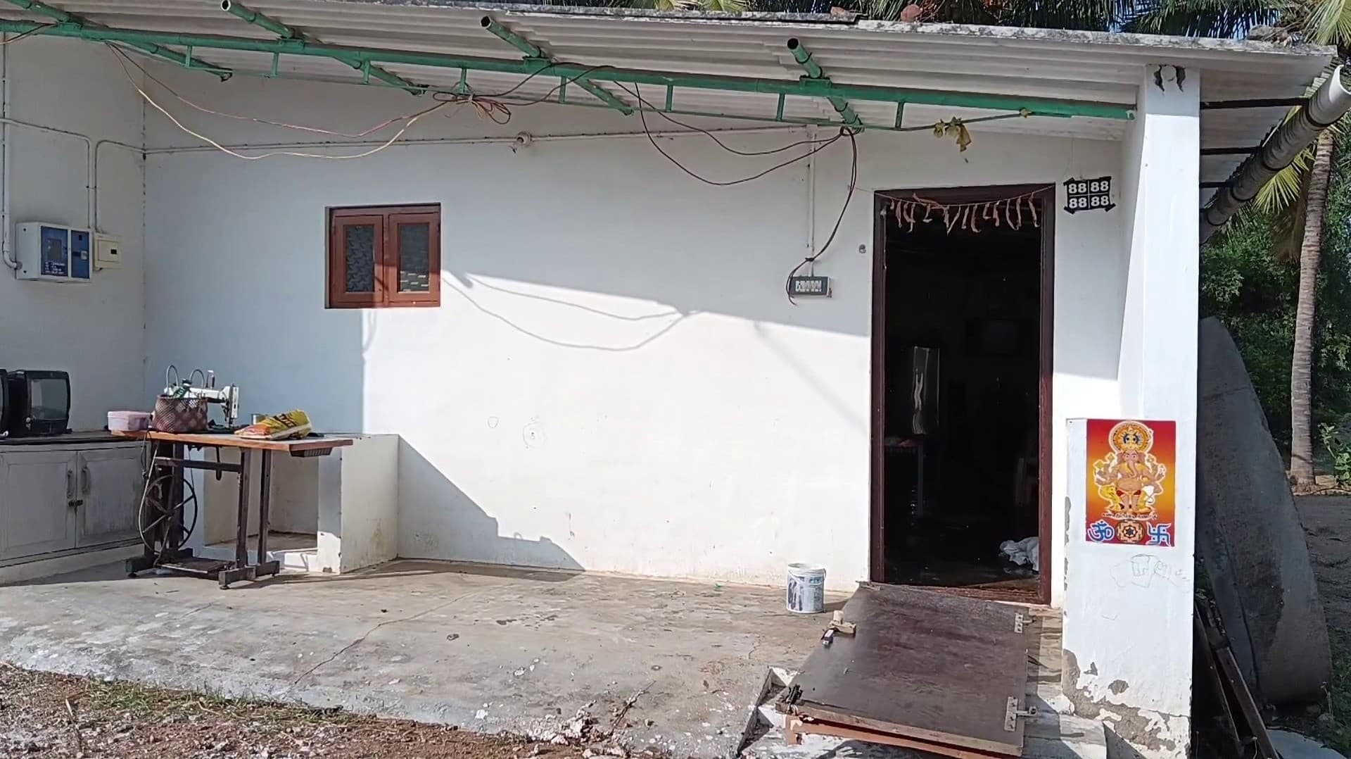 தோட்டத்து வீட்டில் தம்பதியர் சடலமாக மீட்பு.. கொலையா?.. தற்கொலையா?..