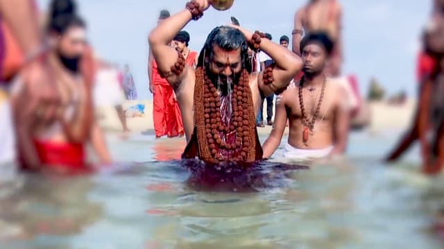 USK என்ற கைலாசா நாட்டில் நித்யானந்தா உள்ளார்- சீடர்  கைலாசா எங்கு உள்ளது?, கைலாசா செல்ல விசா தேவையா?- நீதிபதி