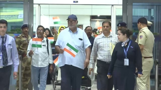 ஈரானில் இருந்து இதுவரை 517 இந்தியர்கள் நாடு திரும்பியுள்ளனர் - வெளியுறவுத் துறை