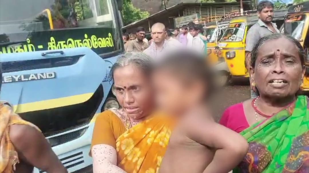 மகளிர் இலவச பேருந்தில் ஏற அனுமதி மறுப்பு? நடத்துநரிடம் வாக்குவாதம் செய்த பெண்கள்