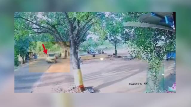 கார் அதிவேகமாக மோதியதில் தூக்கி வீசப்பட்ட 2 பேர்