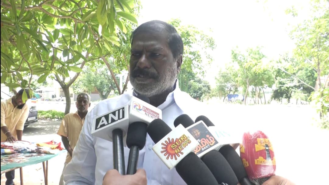 "45 ஆண்டுகால பொதுவாழ்வில் தாங்கொணா விமர்சனங்களை சந்திக்கிறேன்"