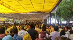 டெல்லியில் தமிழர்கள், பிற மாநில மக்களின் வீடுகளை இடிக்க எதிர்ப்பு..!