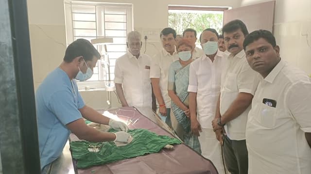 தெரு நாய்களுக்கான கருத்தடை அறுவை சிகிச்சை மையத்தில் ஆய்வு