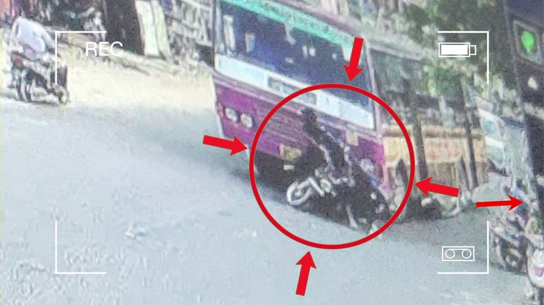 நூலிழையில் உயிர் தப்பிய இருசக்கர வாகனத்தில் சென்ற தம்பதி