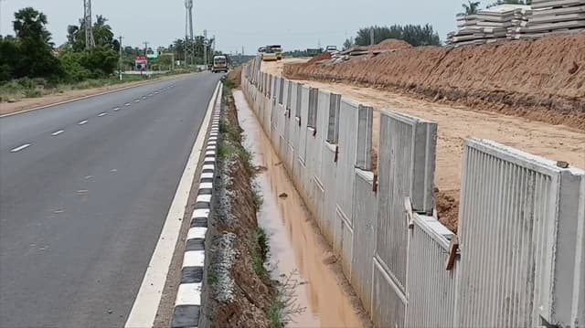 சாலைப் பணிகளை விரைந்து முடிக்க மக்கள் வலியுறுத்தல்
