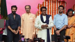 20  ஆண்டுகளுக்கு பிறகு தாக்கரே சகோதரர்கள் பங்கேற்ற பிரம்மாண்ட கூட்டம்