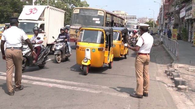 கோடம்பாக்கம் போக்குவரத்து எஸ்.ஐ ஆயுதப்படைக்கு மாற்றம்