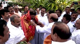 இபிஎஸ் பிரச்சார பயணம் - எல்.முருகன், நயினார் வருகை