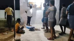 தனியார் தோட்டத்தில் மின் உபகரணங்களைத் திருடிய கும்பல்