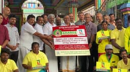 ஸ்விக்கி - சோமேட்டோவுக்கு டஃப் கொடுக்கும்  “ZAAROZ”.. தமிழனின் உணவு டெலிவரி ஆப்..! ஓட்டல் விலையில் வீட்டுக்கு வரும் உணவு