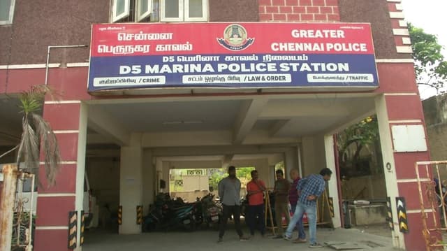 கஞ்சா விற்பனையில் ஈடுபட்ட சட்டக் கல்லூரி மாணவர் உட்பட இருவர் கைது.. 8 கிலோ கஞ்சாவை பறிமுதல் செய்து போலீஸார் அதிரடி